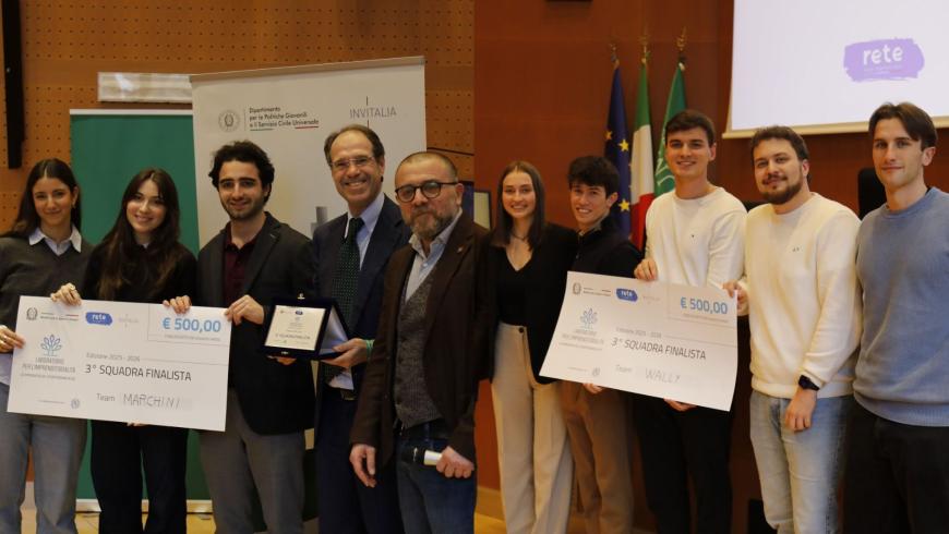 I team UPO premiati all'Hackathon finale